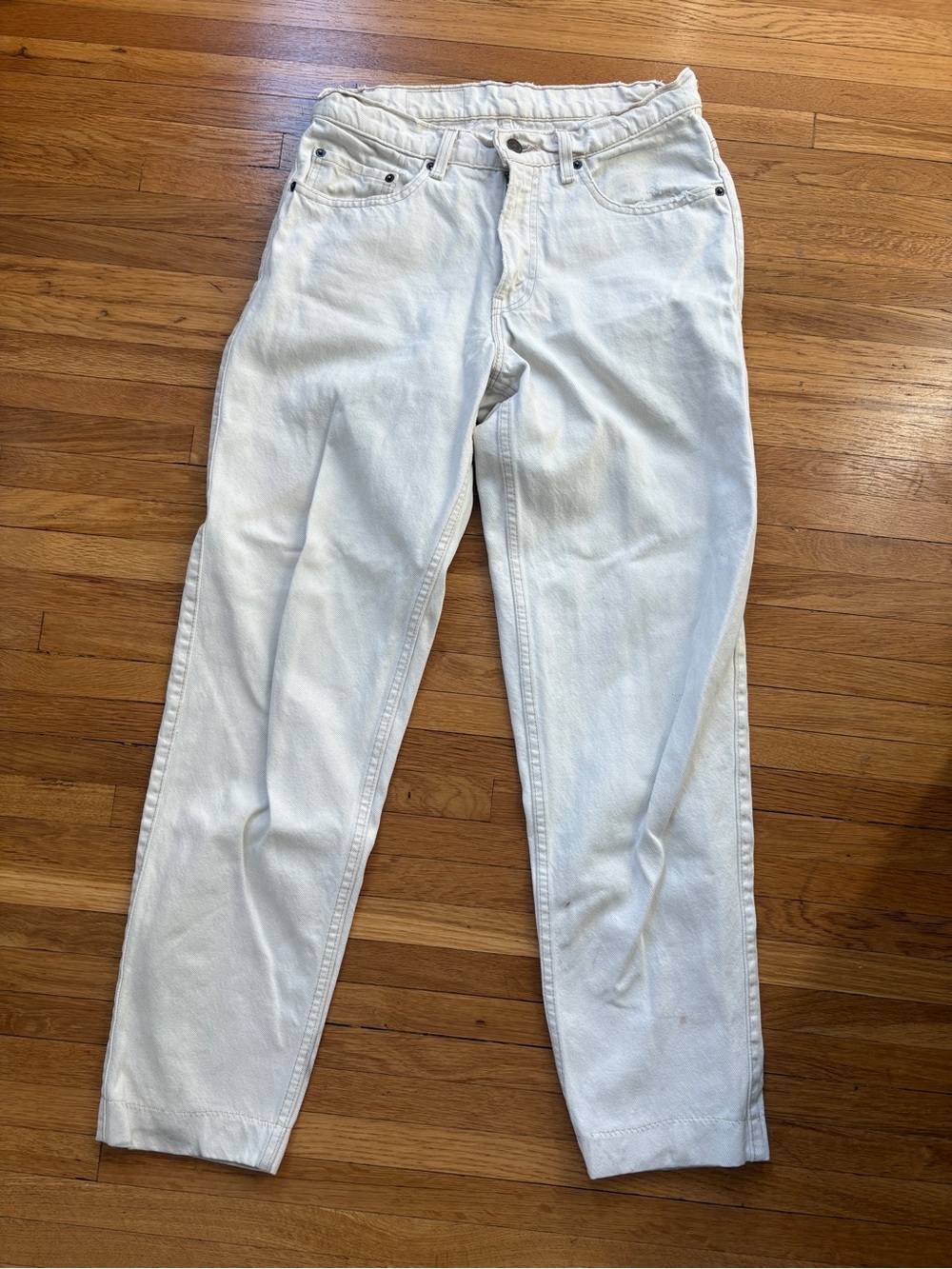 Vintage Levi’s White Denim Jeans - Classic Straight Fit